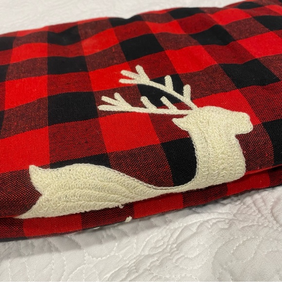 Christmas Tree Skirt with Table Throw - Picture 6 of 10